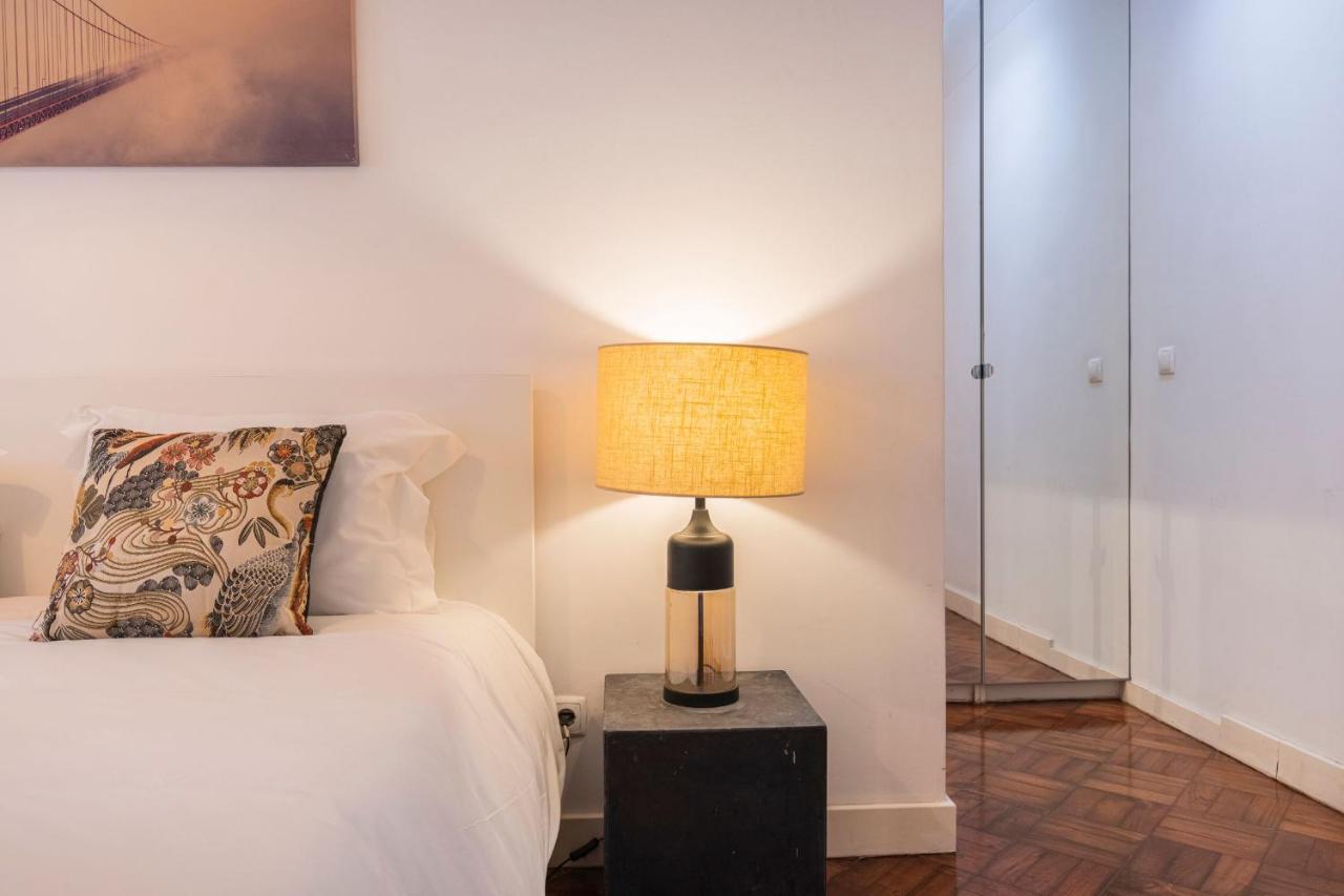 Principe Real Concept By Lovelystay Lisbon Bagian luar foto